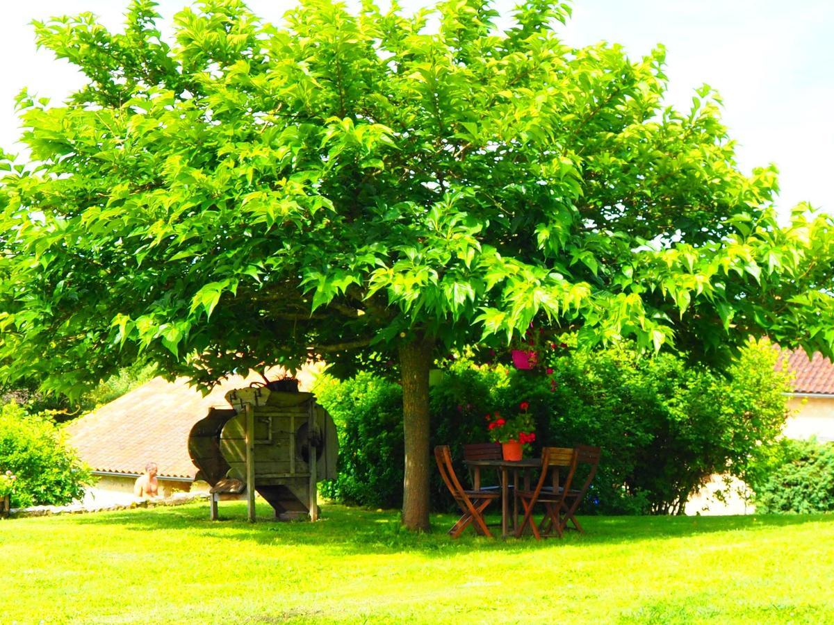 La Belle Verte Grignols  Luaran gambar